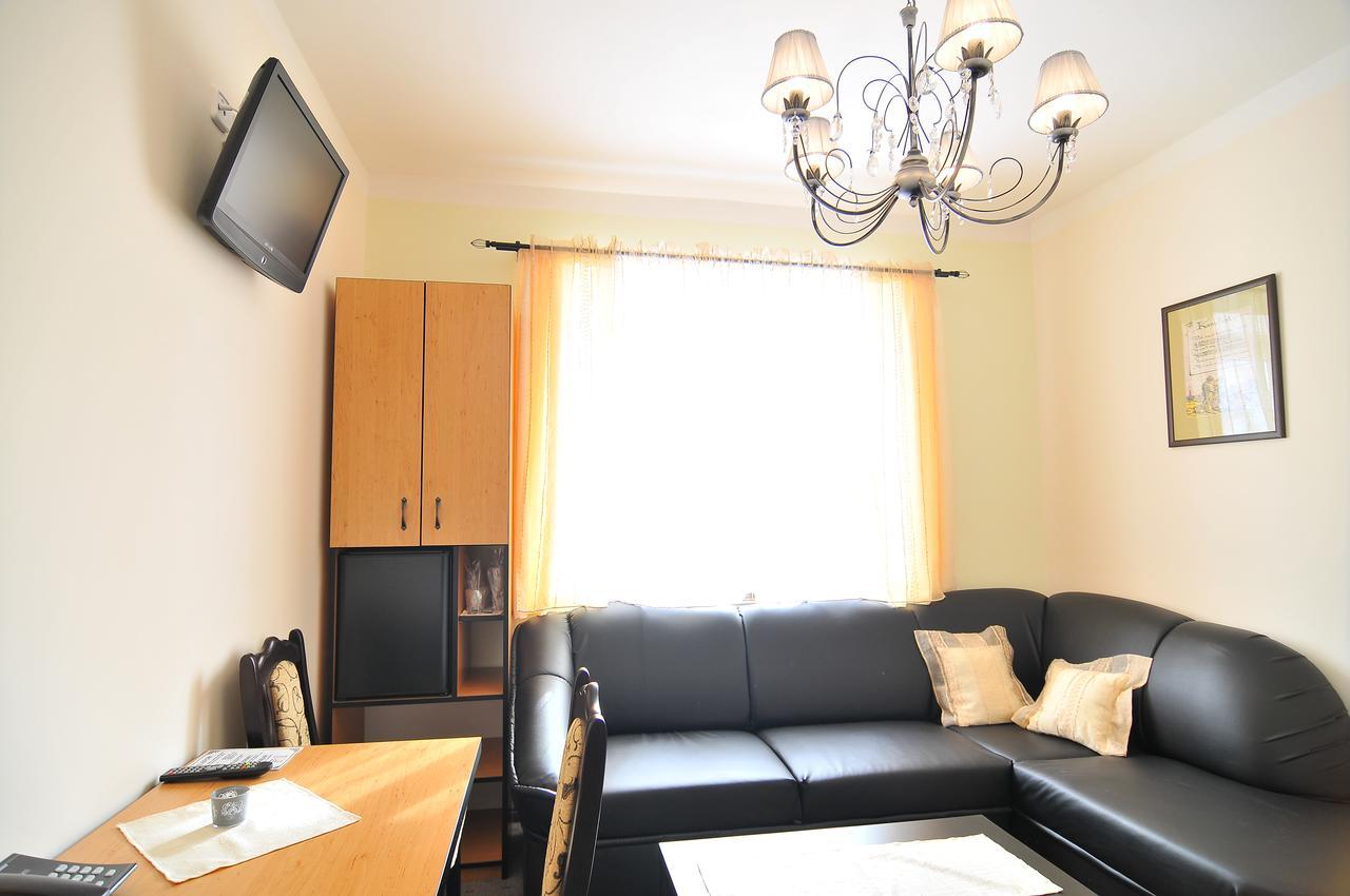 Hotel Manes Svratka ภายนอก รูปภาพ